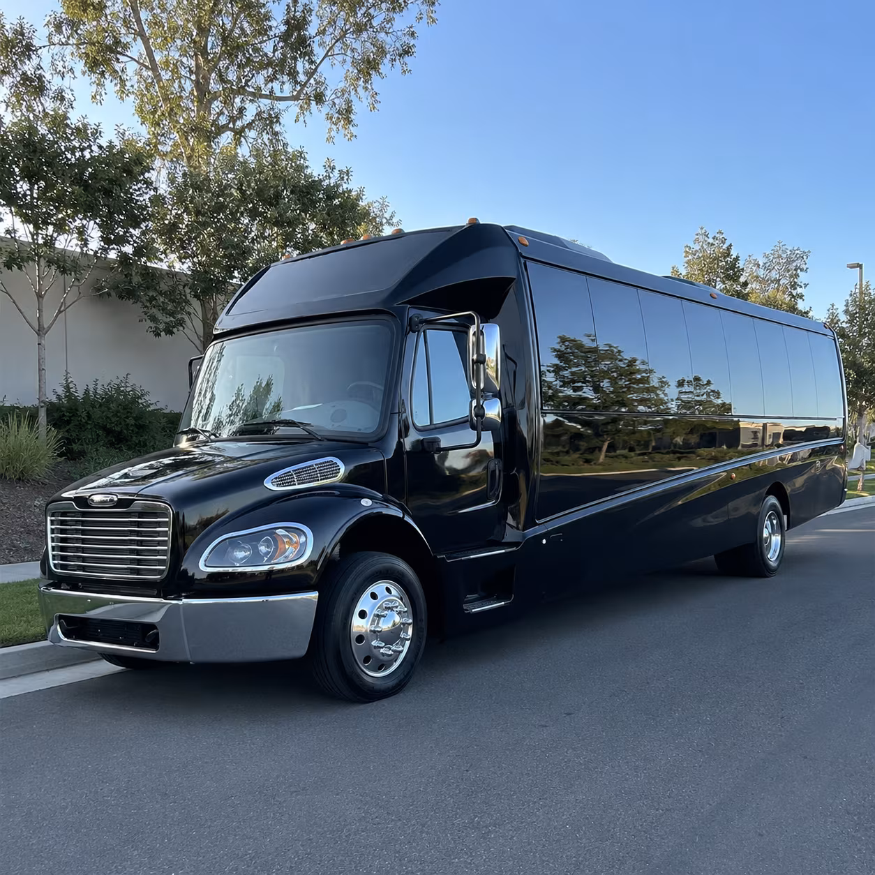 atlanta 15 passenger minibus