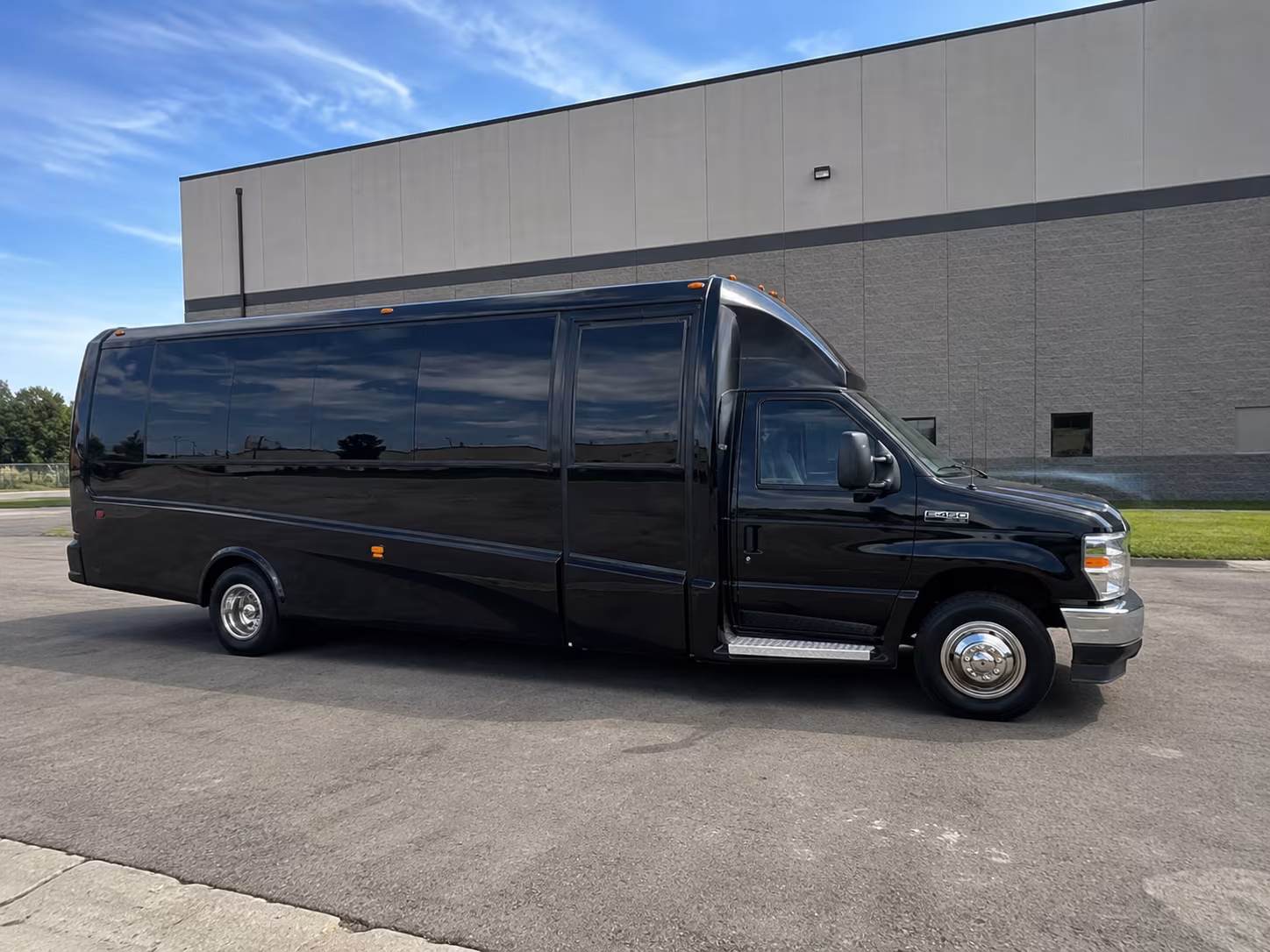 atlanta concert transportation onboard seating