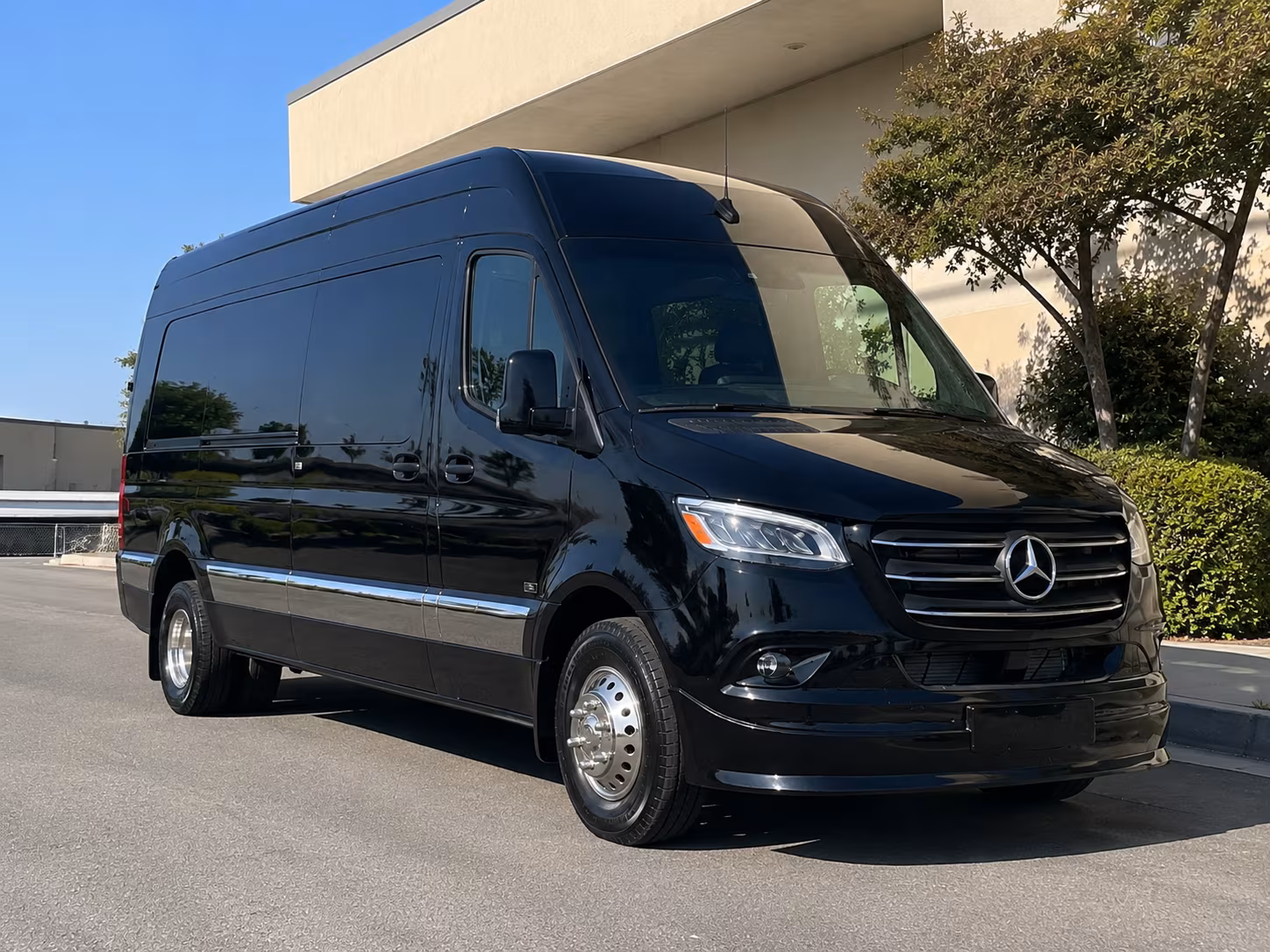 atlanta sprinter van with driver