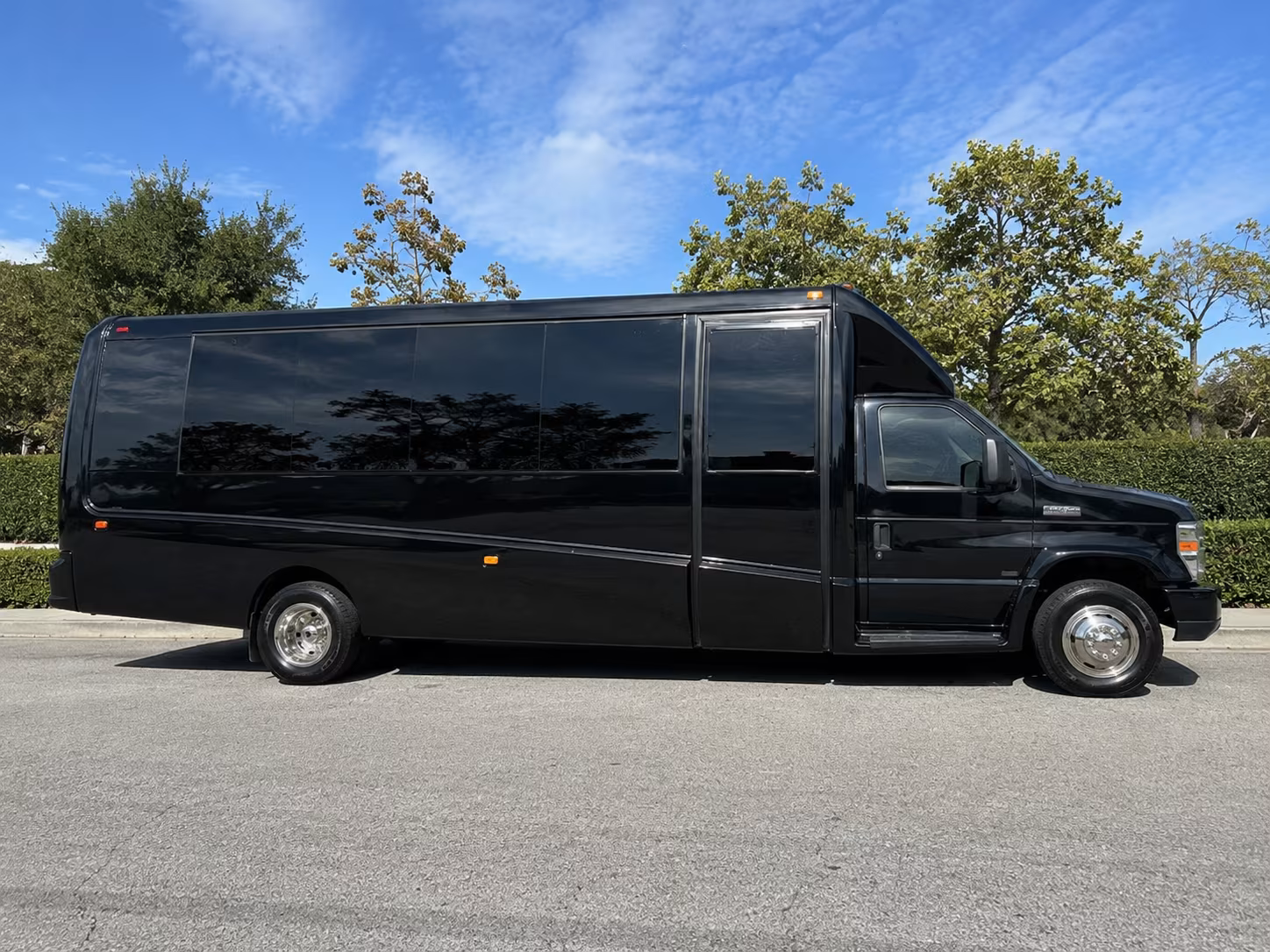 atlanta wine tour brewery transportation onboard seating