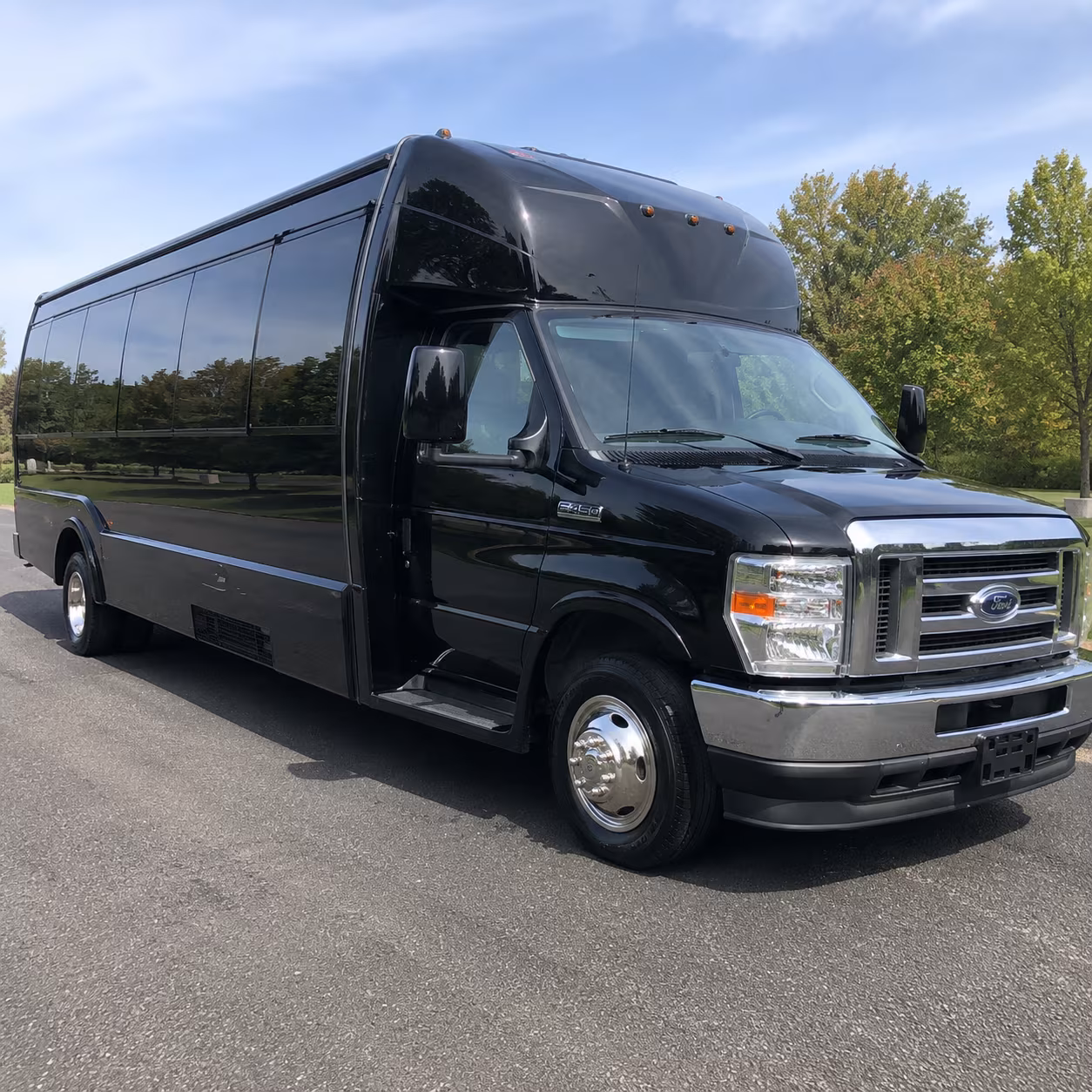 party buses to lakewood amphitheatre shows
