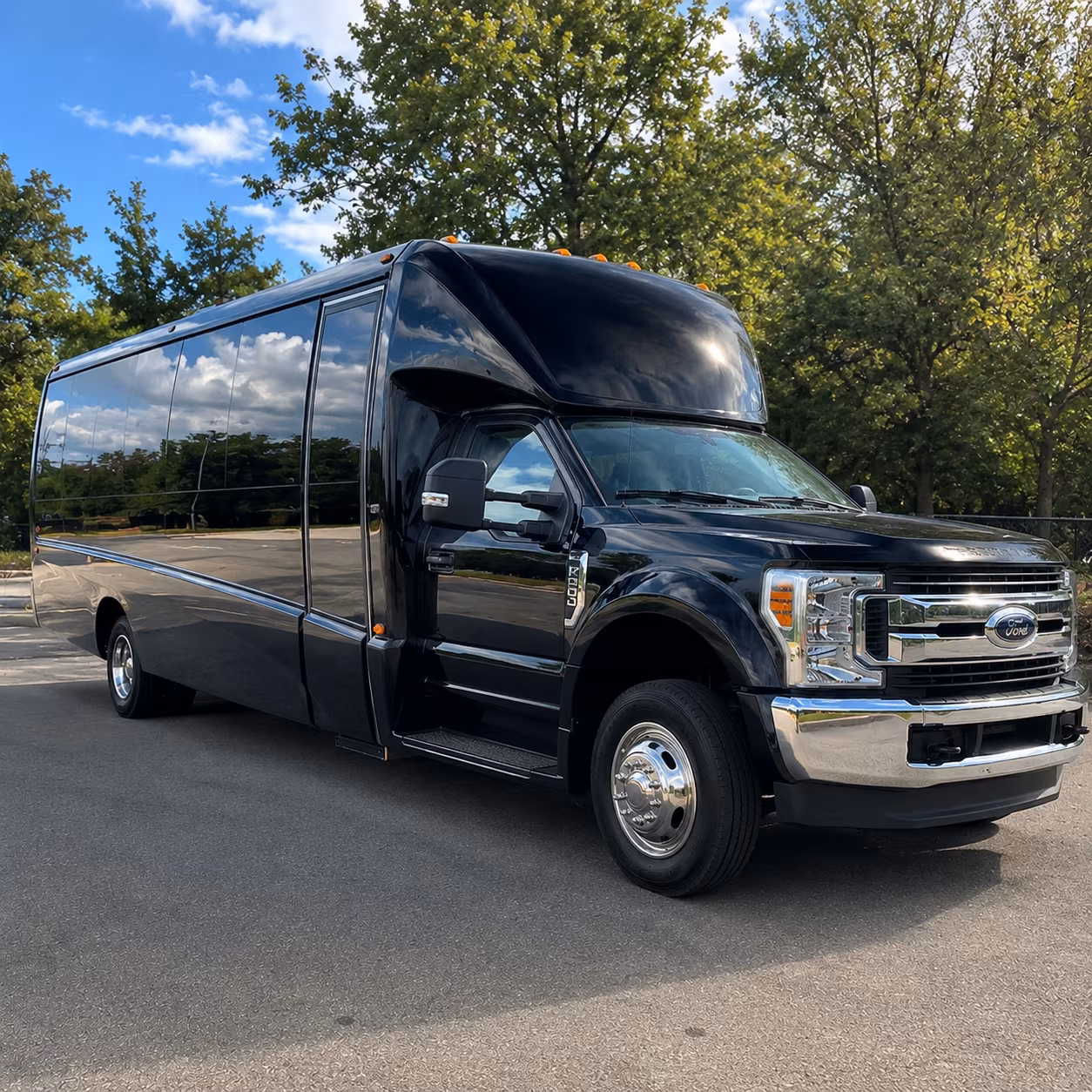 rent a charter bus in atlanta for larger prom groups